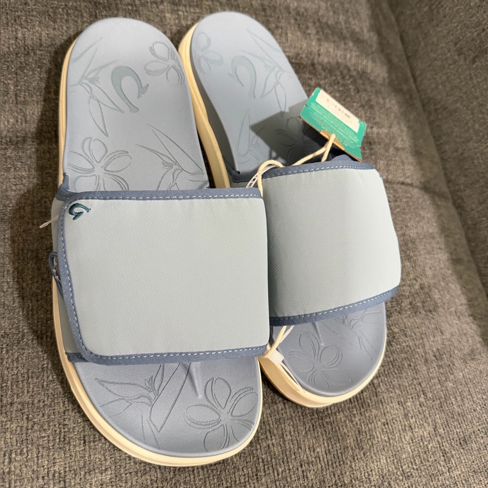 OLUKAI Nu‘a ‘Olu  Slides Beach Sandals Platform Blue WetGrip Women's size 11 NWT